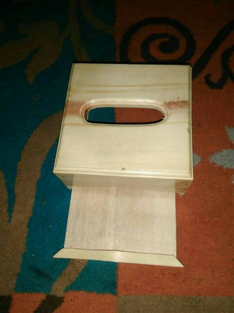 Kotak Tisu Kayu Pinus Kecil / Tempat Tisu Kayu Pinus Kecil (Tissue Box)