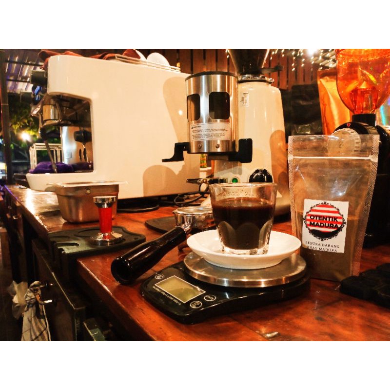 

Otentik Madura Coffee / Kopi Hitam Murni / 100 Gram
