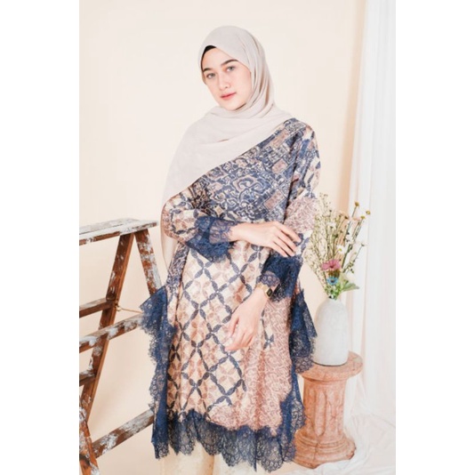 tunik brocade viskos semi sutra/batik pesta/tunik wanita