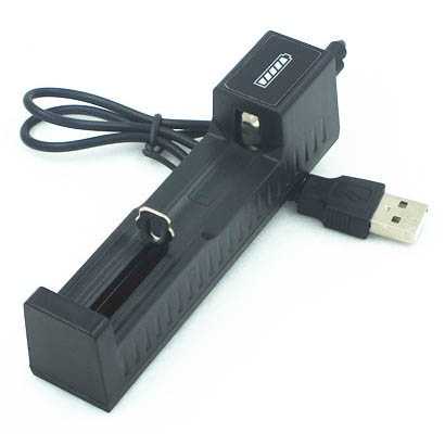 (BISA COD) FTIHSHPEastVita Charger Baterai USB Universal Full Self Stop 186501 Slot - C1