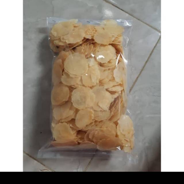 

Emping melinjo mentah