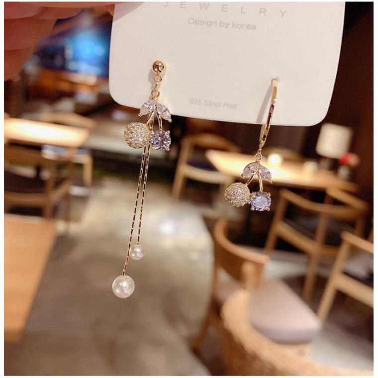 Anting Tusuk Gantung Bahan Sterling Silver 925 Desain Buah Ceri Hias Zircon Gaya Korea Untuk Wanita