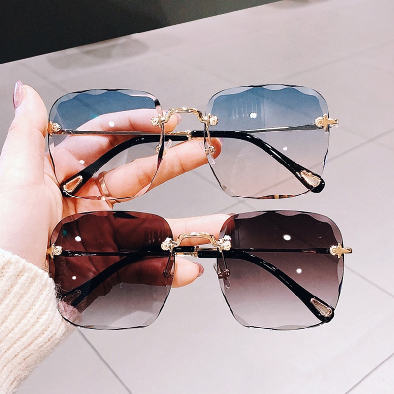 （YUZHU）COD Kacamata Hitam Korean Gaya Square Frame Kacamata Wanita Anti UV400 Sunglasses