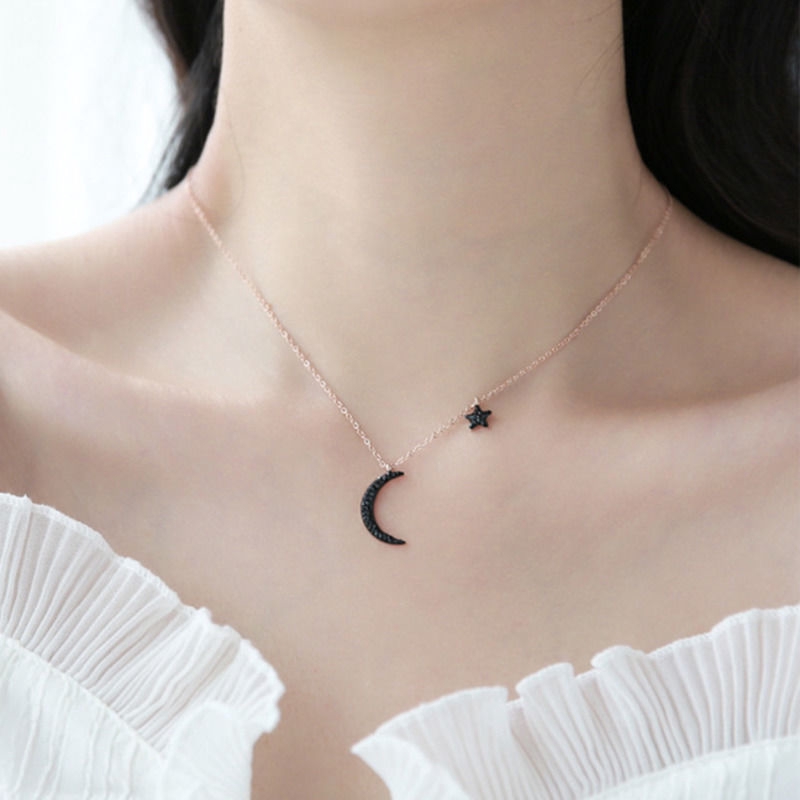 Kalung Choker Bentuk Bintang Dan Bulan Bahan Titanium Gaya Korea Untuk Wanita