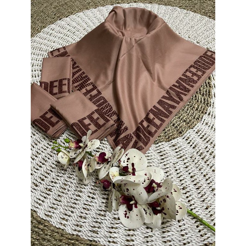 Hijab Deenay Paper Series Peach