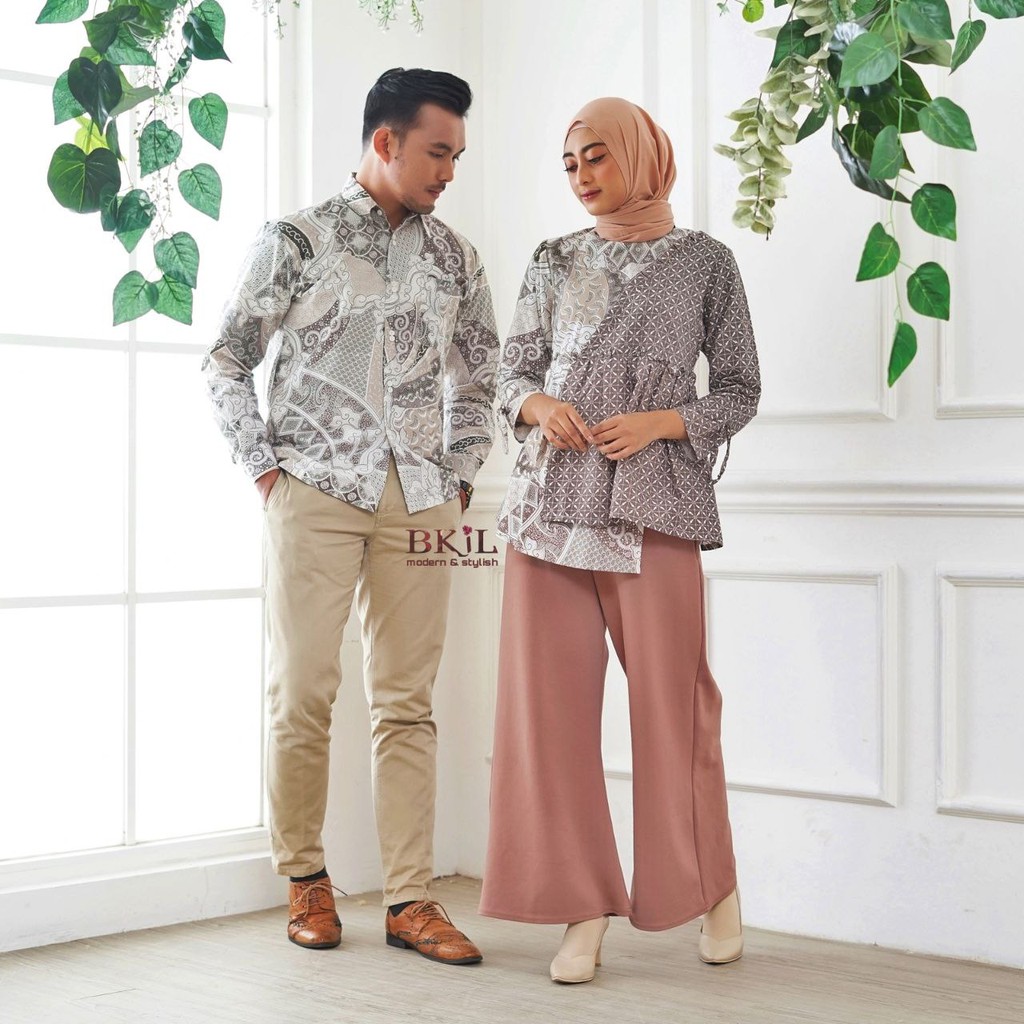 Couple Blus Sekar Gading Coklat Mega Mendung Soft Batik Atasan Batik Kerja Kantor Pesta Muslim