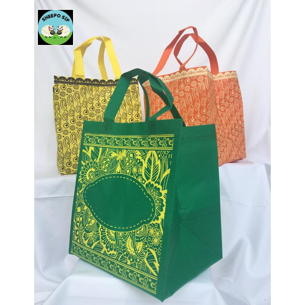 

TAS GOODY BAG KAIN WALIMAHAN Tas Hajatan Murah Tas Hantaran 24X27X20 Hijau Motif Batik Tasyakuran