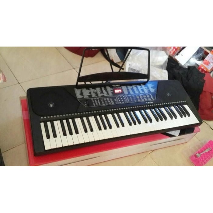 Keyboard Techno T9100 t-9100 tekno Organ Piano
