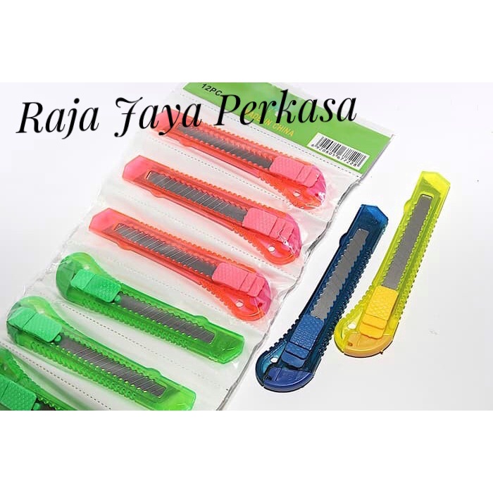 

Mudah Pisau Cutter Bening Mmr 12 Pcs Hemat
