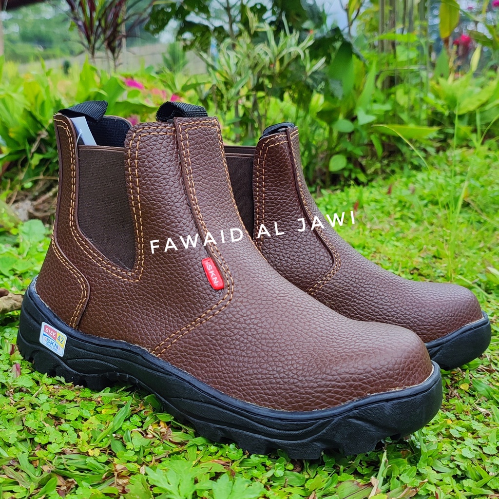 Sepatu Safety semi Boot Ujung Besi King Skn Terbaru Keselamatan Kerja Pabrik Proyek Mekanik Dapur Bangunan Kitchen Terlaris sepatu safety proyek