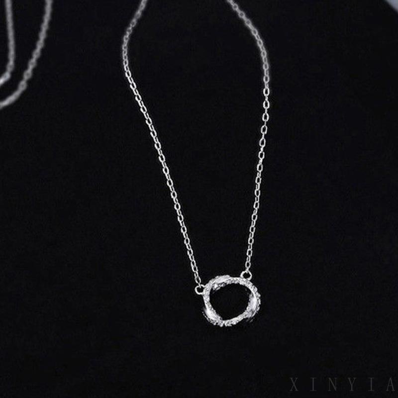 Kalung Rantai Dengan Liontin Cincin Berlian Imitasi Gaya Retro Untuk Wanita XIA.ID