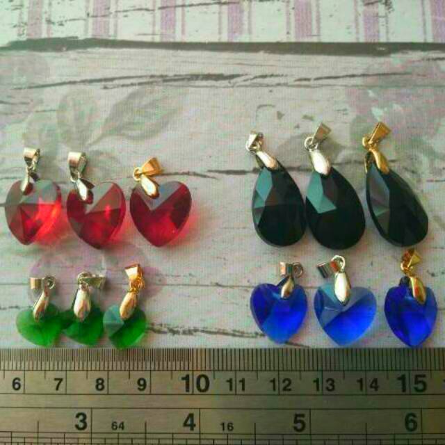 Kait Liontin Kristal (10 pcs)