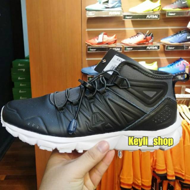 Sepatu League Kumo Mid Leather Black Running Shoes Cowo Sneakers Kulit Pria Hitam Original Murah Pro