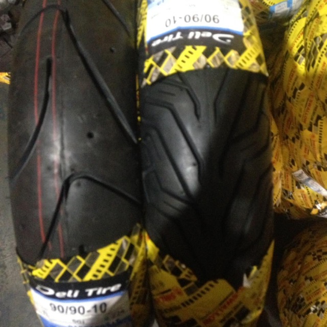 Ban Vespa Tubeless SWALLOW - Deli Tire 90/90 Ring 10