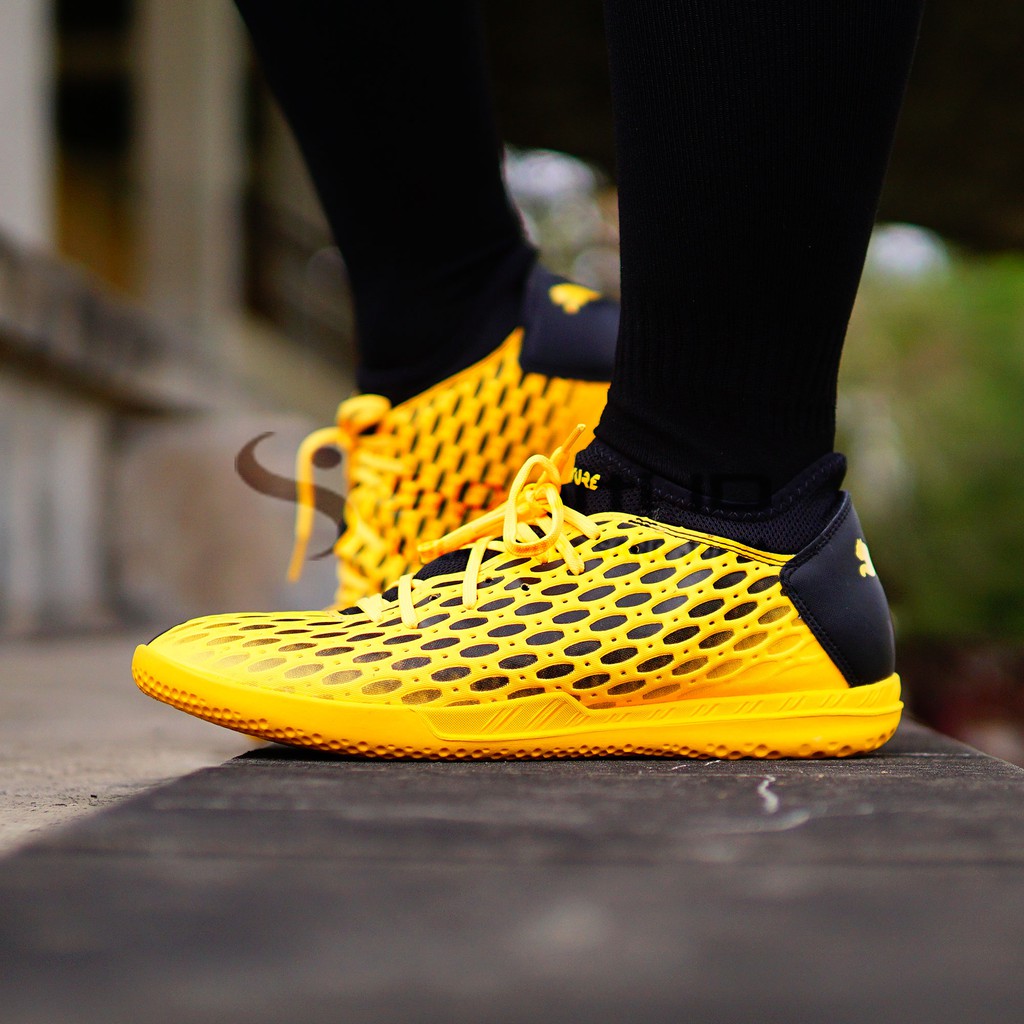 Sepatu Futsal Puma Future 5.4 IT - Ultra Yellow 105804-03 Original