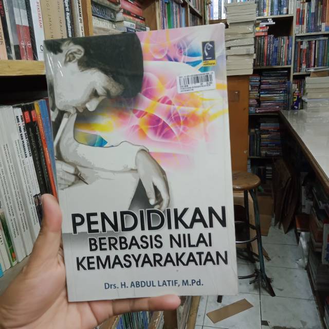 Pendidikan berbasis nilai kemasyarakatan