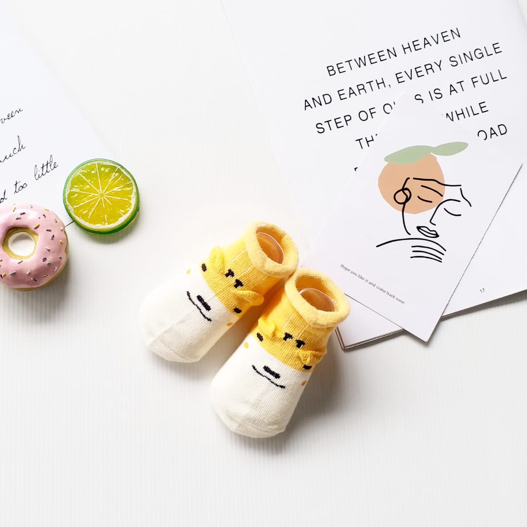 PUNCAK 3.3 stoberi baby - KAOS KAKI  D WINTER BAYI ANTI SLIP MOTIF LUCU
