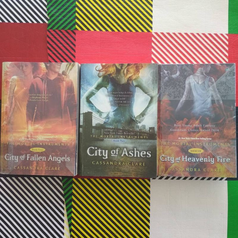 The Mortal Instruments Cassandra Clare - City of Ashes City of Fallen Angels - Heavenly Fire TMI - B