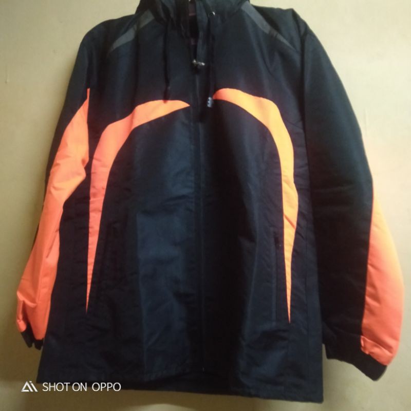jaket pria .bahan anti air
