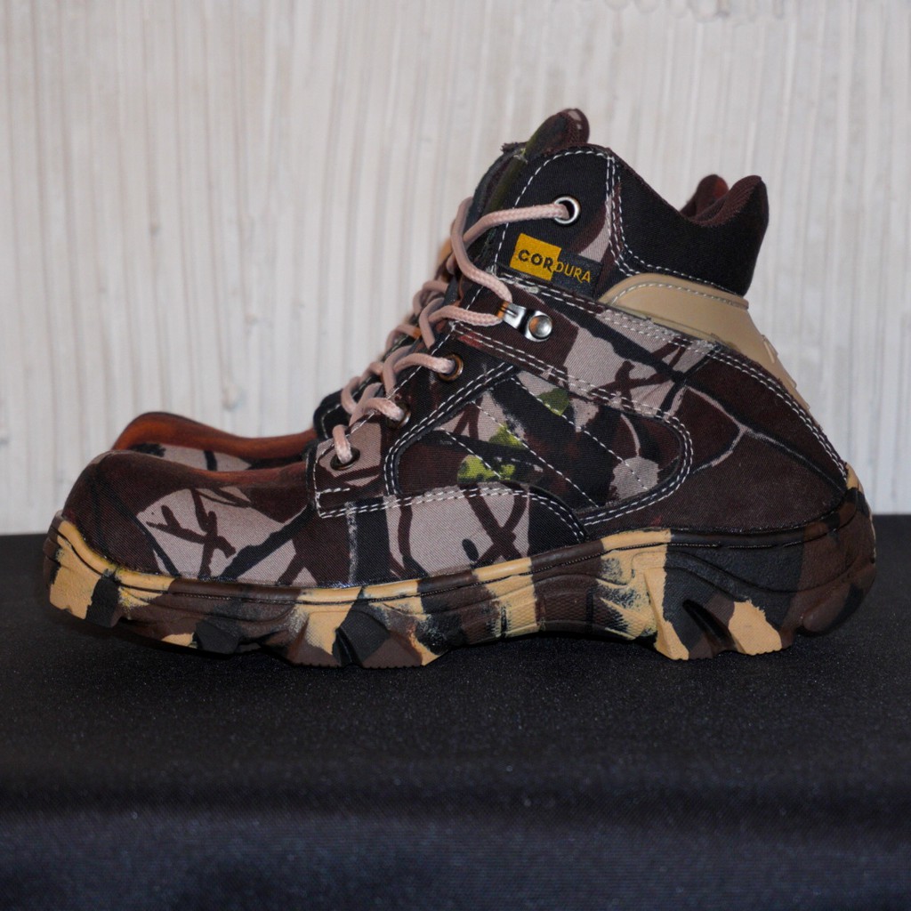 BISA COD!! sepatu pria boots safety DLTA camo loreng tinggi 6 dan 8 inci ujung besi