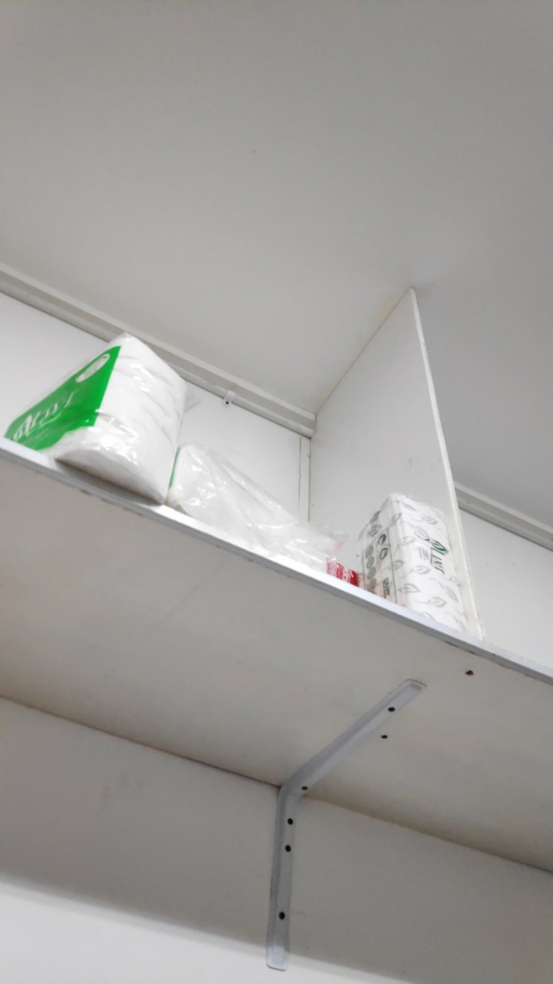 Tissue Facial Livi 600 Lbr