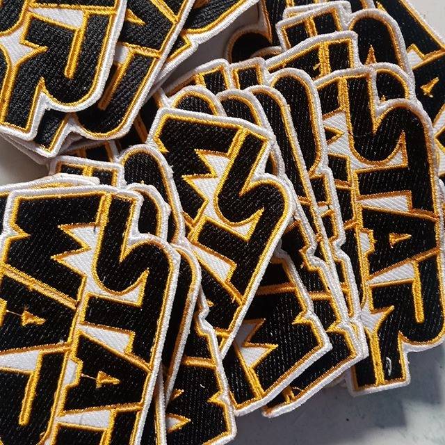 Emblem patch bordir tulisan star wars