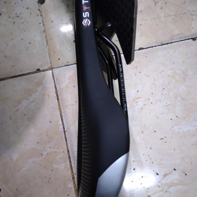 Buruan Sadel/Jok Sepeda Merk Syte St-G163 Gel Bolong Tengah Berkualitas