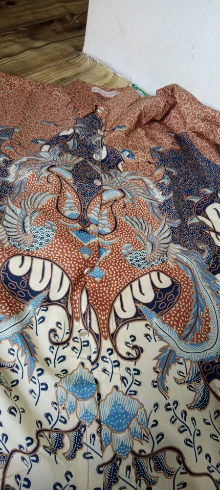 Kemeja Batik Semi Sutra Sanwos Berfuring Kantong Depan Fashion Pria M L Xl Xxl Jumbo Kerja Kantorann