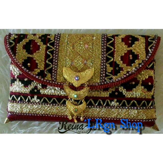 CLUTCH TAS TAPIS LAMPUNG