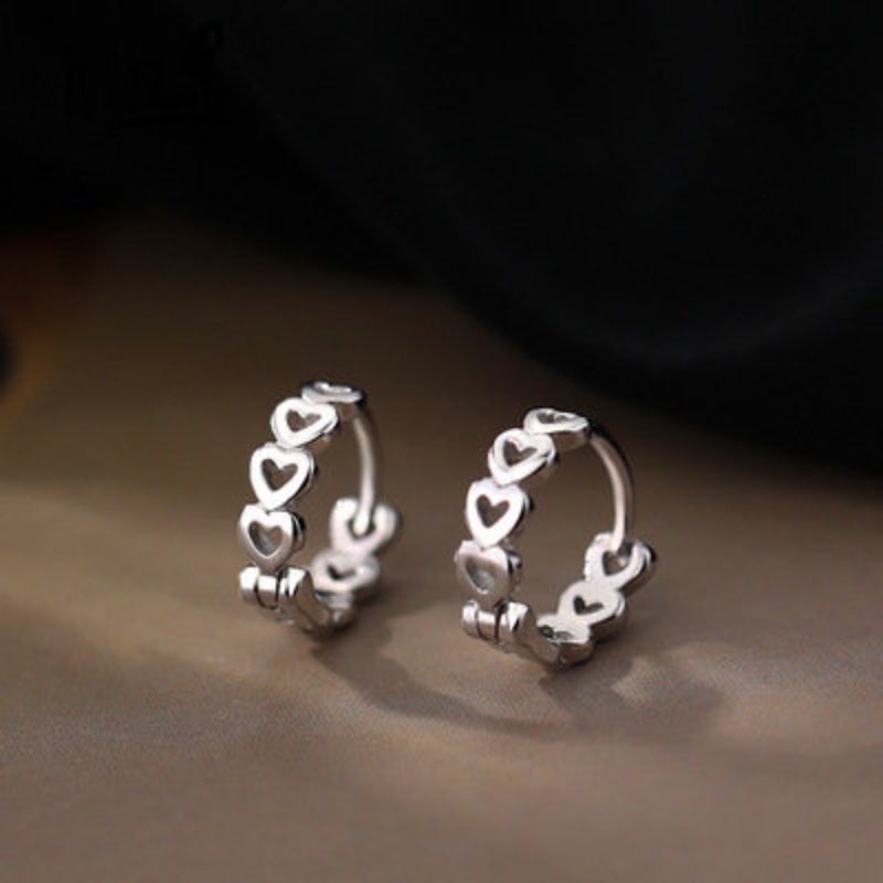 Anting Hoop S925 Silver Bentuk Hati Kecil Model Hollow Gaya Korea Untuk Wanita