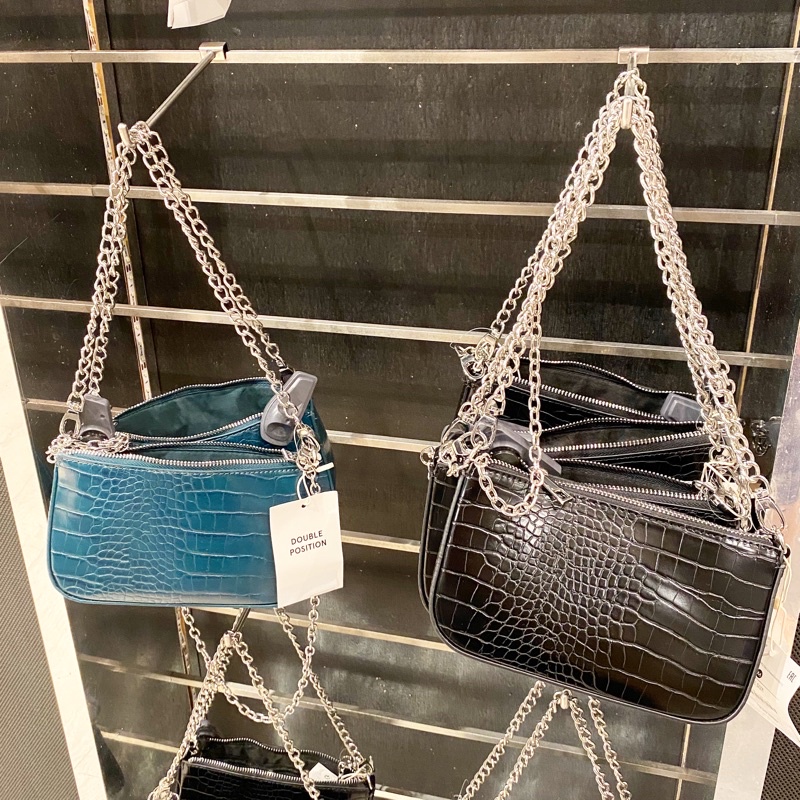 Jual BERSHKA 2 CHAIN SLING BAG TAS / jastip Shopee Indonesia