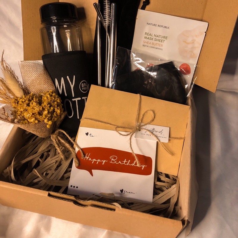 

gift box|Gift box cowok|gift box cewek|Gift box murah|Gift box cantik