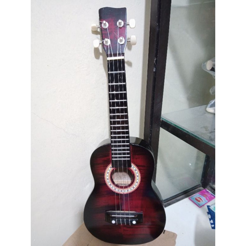 Ukulele senar4 dan senar3/ukulele murah bonus pic