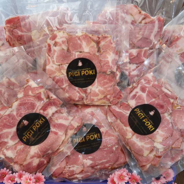 

Babi Asap / Smoked Pork / Babi / Non halal / babi vacuum /frozen food