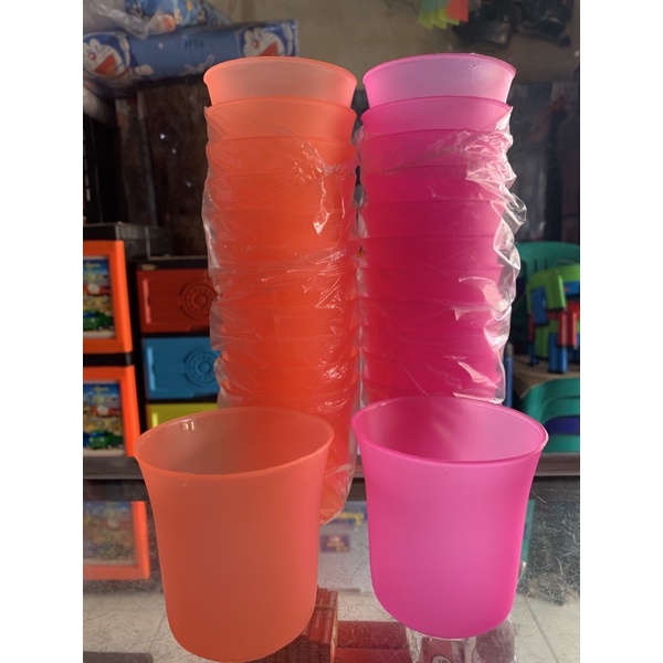 Gelas Kecil Plastik (1 lusin )