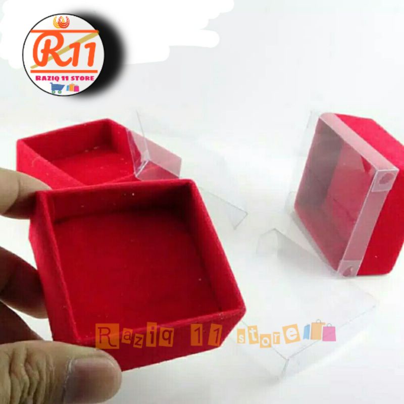 Tempat Perhiasan Box Bahan Bludru Kotak Kado Hadian