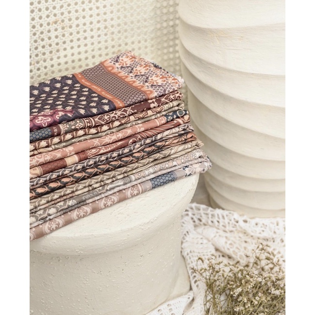 WearingKlamby - Julang Scarf x Hamidah Series