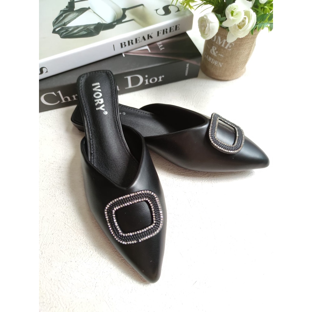 IVORY Sandal Wanita Mules Flat MU169-6