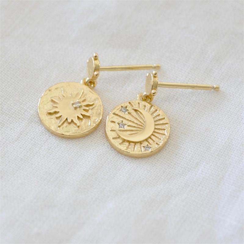 Fashion wanita matahari dan bulan pola anting zirkon hias / aksesoris perhiasan