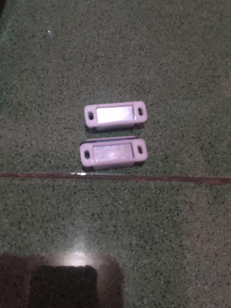 Mp 33 Magnit Pintu Kayu Lemari Warna Putih / Magnetic Catch / Tic Tac Magnit