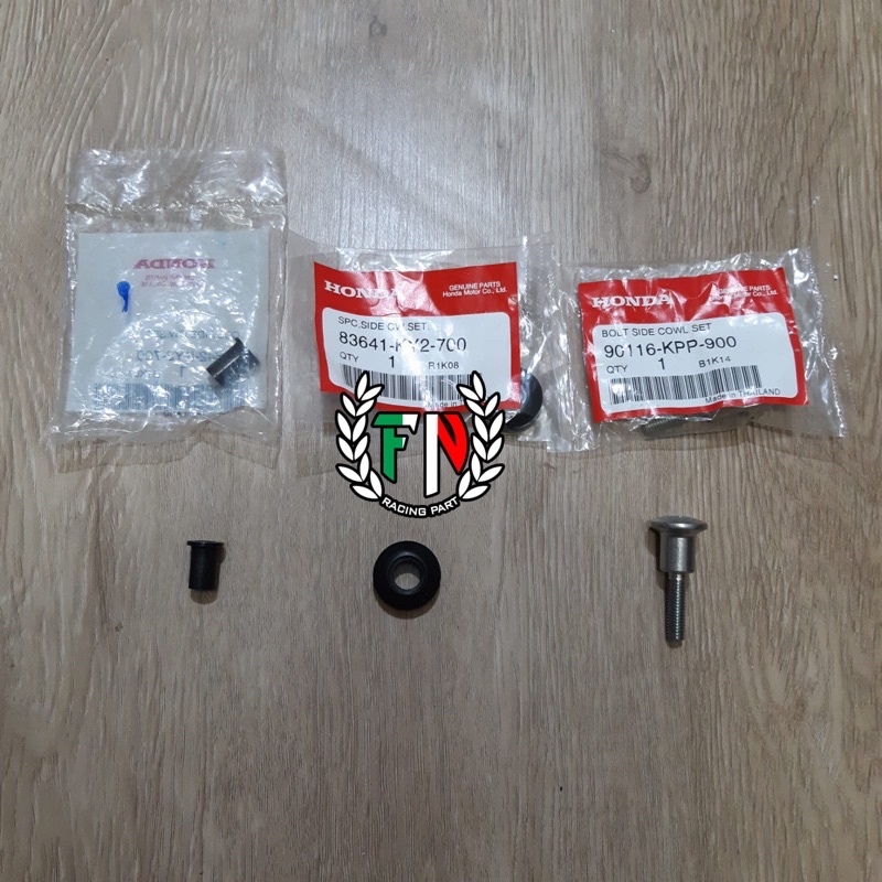 Baut body belakang set kanan kiri Honda LS 125 Honda NSR NSR 150 RR / SP Honda CBR 150