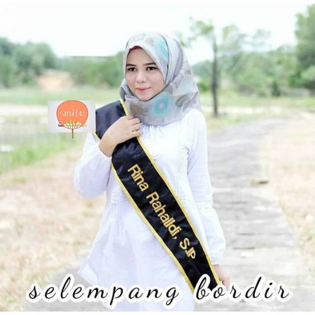 Selempang Wisuda | selempang bordir | selempang nama
