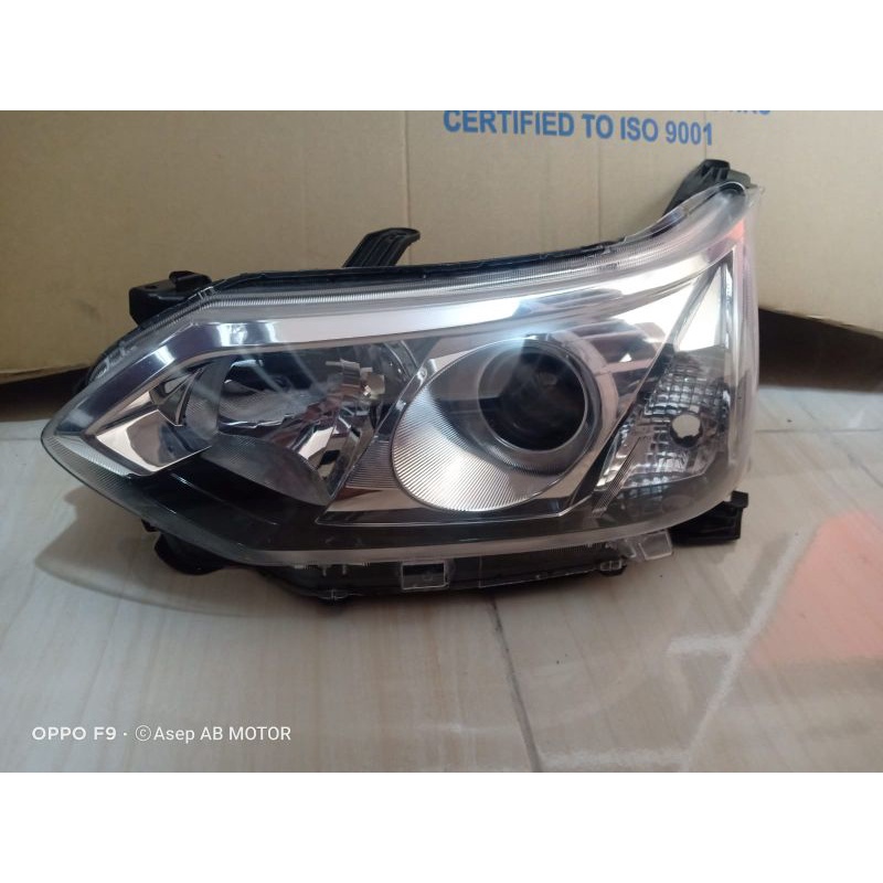 Head Lamp Avanza Grand Veloz