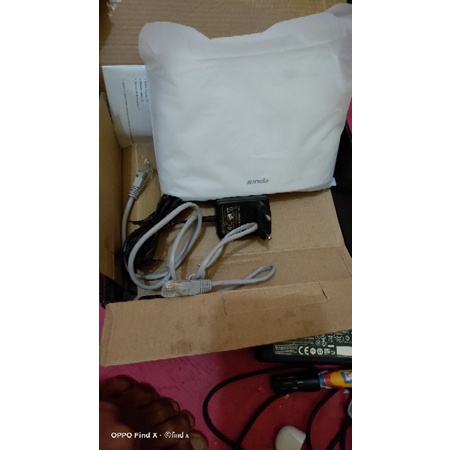 Modem Wifi Tenda 4G03 / 4G680 4G LTE Wireless Modem Router 300Mbps
