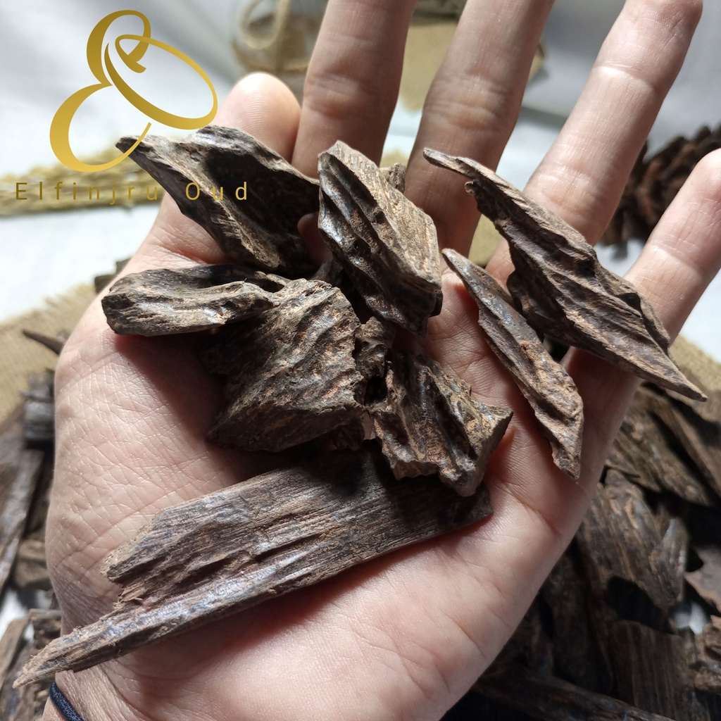 KAYU GAHARU DARK TUNGGUL KALIMANTAN OUD AGARWOOD ORIGINAL PEWANGI RUANGAN DUPA BAKAR