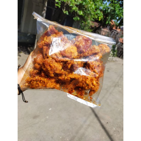 

KULIT AYAM CRISPY PEDAS 1/4 KG