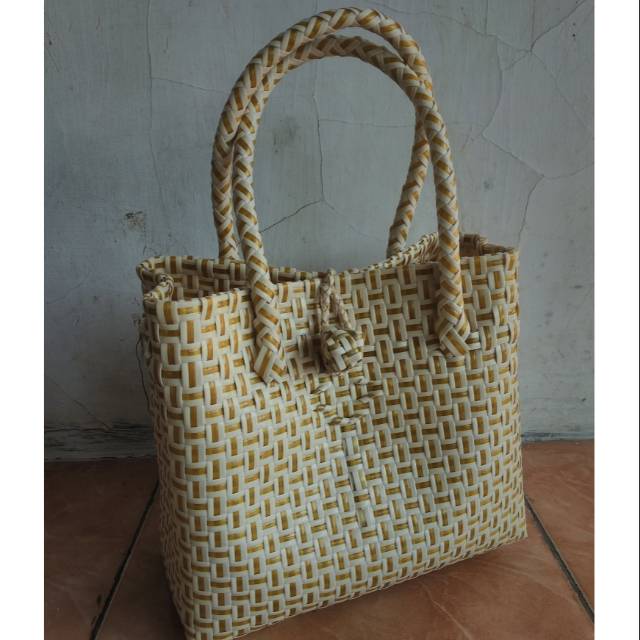 tas jali anyam jali gold putih size Xs