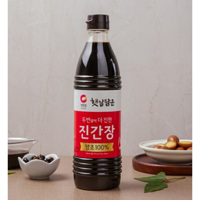 

Chung Jung One Naturally Brewed Soy Sauce Kecap Asin 840 ml