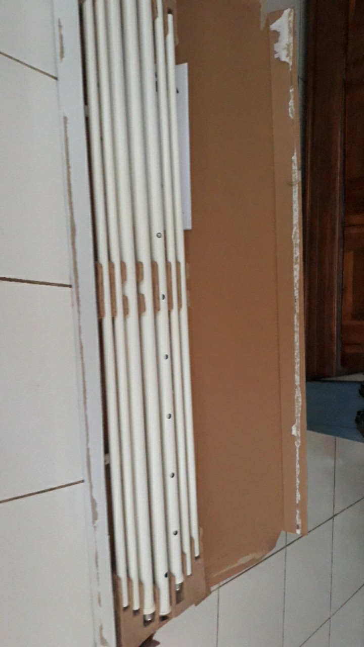 Ikea Rigga Rak Pakaian Putih