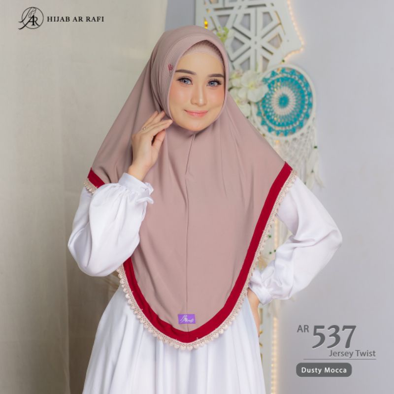 Terbaru ✔️COD ✔️ Jilbab Instan by Arrafi Hijab AR 537 Jilbab instan aksen renda tepi-dusty mocca